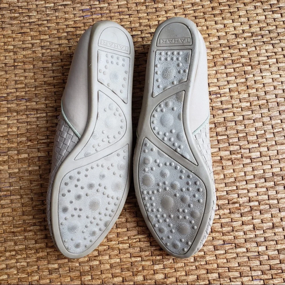 Tahari Kara Women US 7M Nude Flats